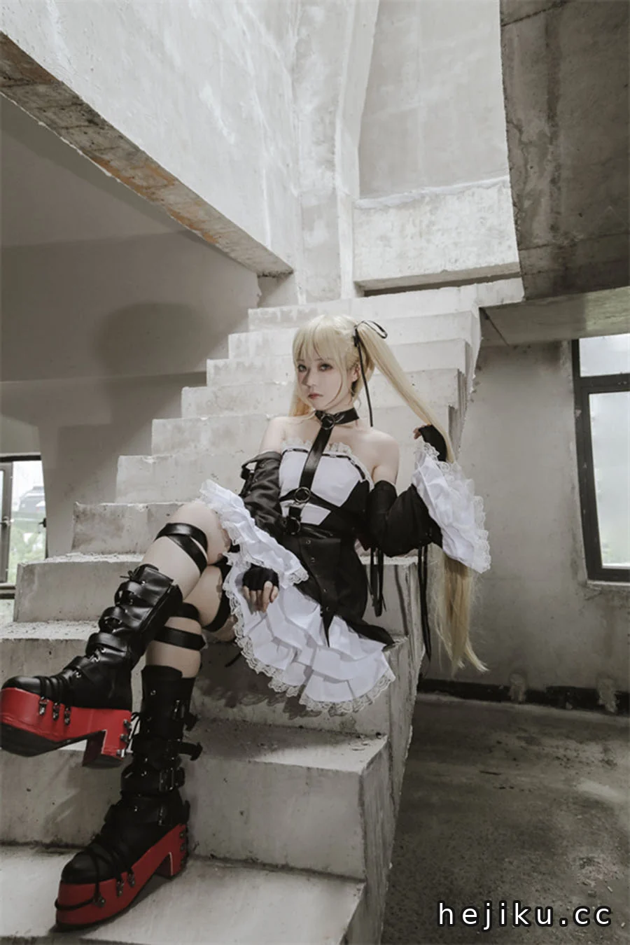 Fushii_海堂写真图片集：18套甜美校服与Cos造型完整收录