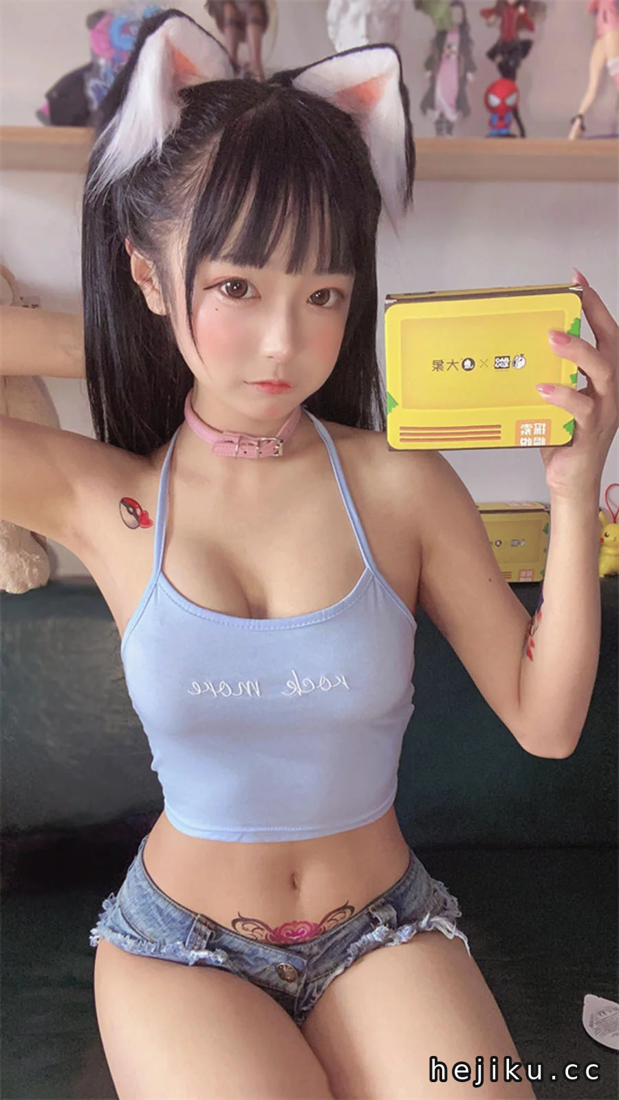 佳佳好难啊写真:圆脸萌妹惹人爱,资源获取需评论或会员
