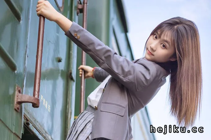 镜酱个人资料和cos作品合集:元气满满的重庆coser