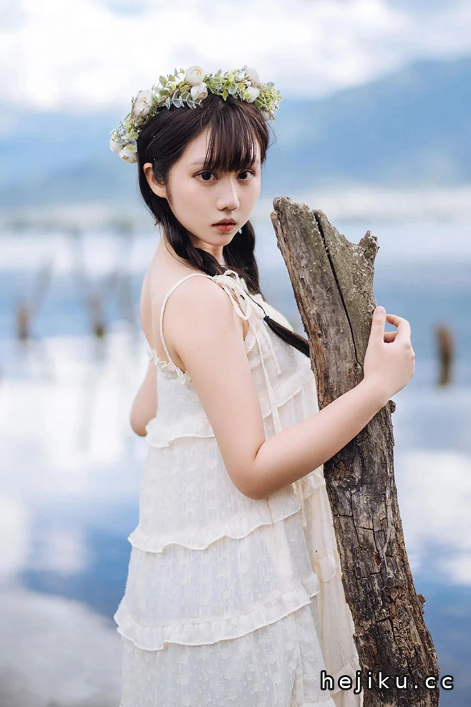 镜酱个人资料和cos作品合集:元气满满的重庆coser