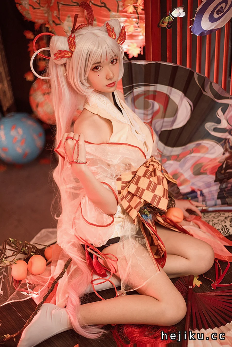 盘点南桃momoko的cos作品资料:颜值身材与代表造型看点