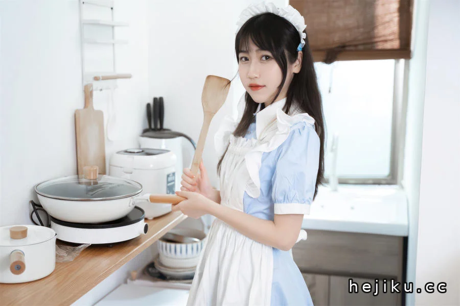 人气Coser不呆猫的微博作品，到底靠什么圈粉