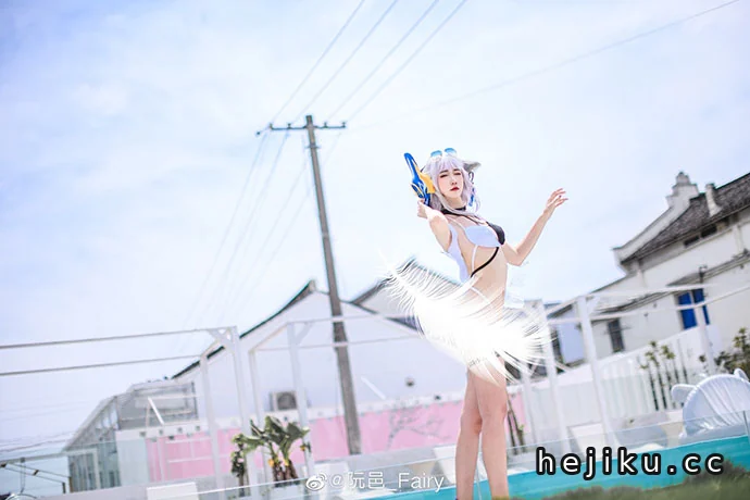 阮邑fairy图包套图合集：从泳装到兔女郎的多样造型