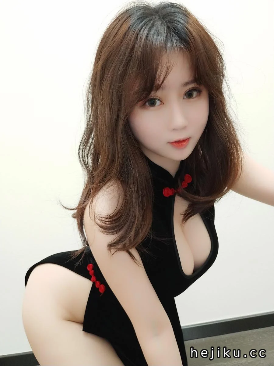 是依酱吖的多元Cos作品,每张图都很有故事感