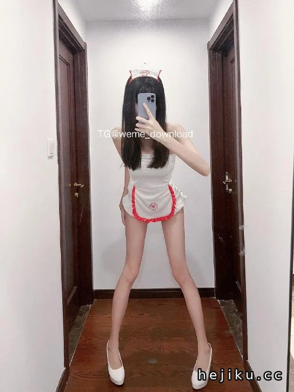 千岛酱写真图片合集赏析:居家轻cos的甜美少女风人设图集